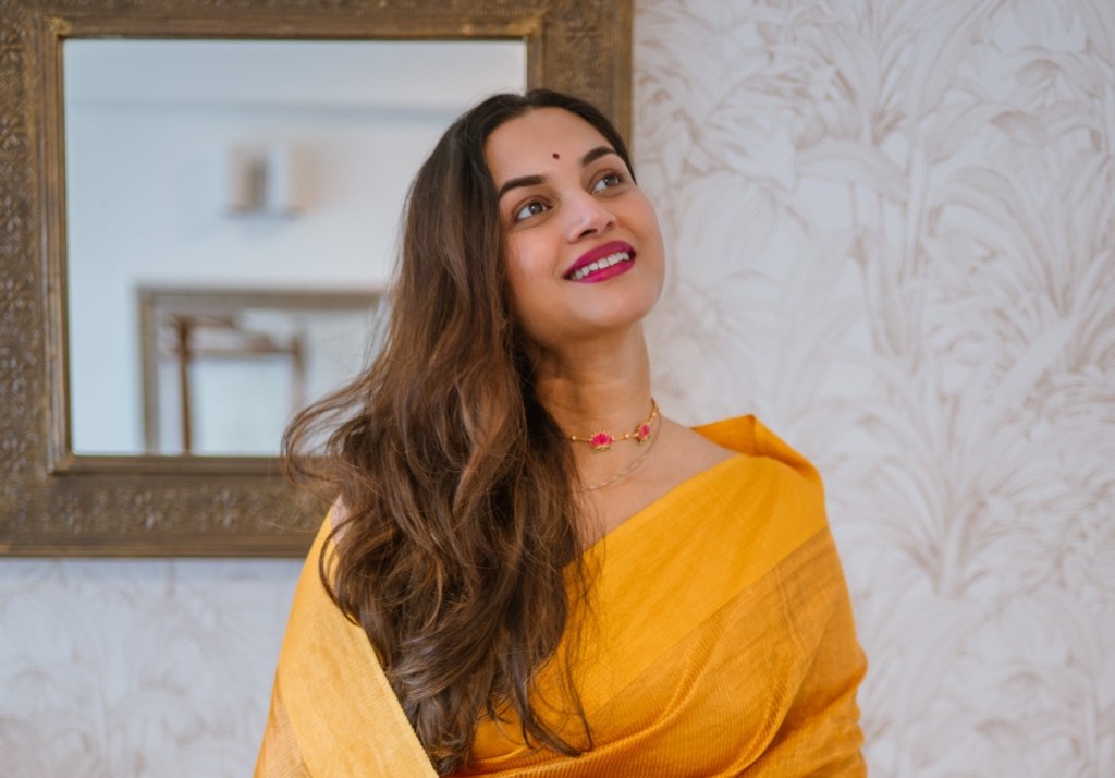 How Linen Silk Sarees Are Made – Where Luxury Meets&nbsp;Comfort